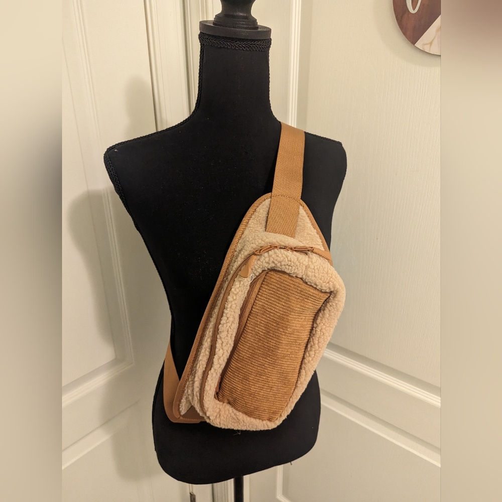 Corduroy fanny pack